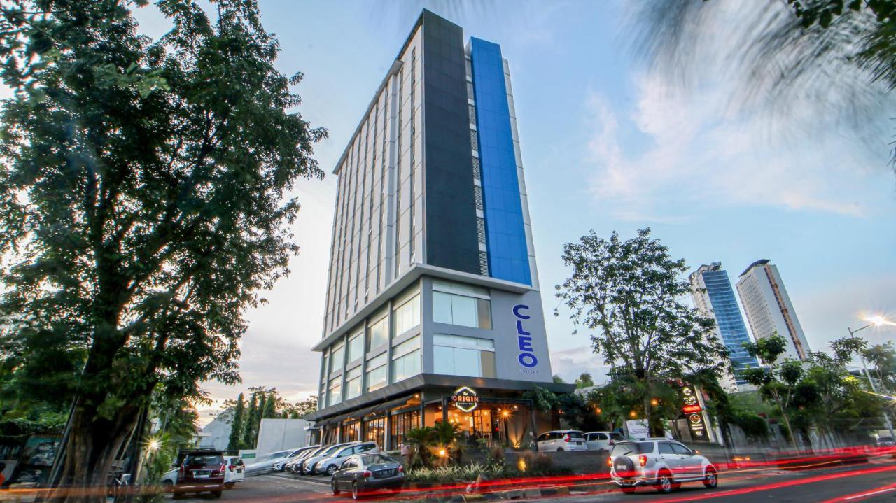 Cleo Hotel Jemursari Surabaia Exterior foto