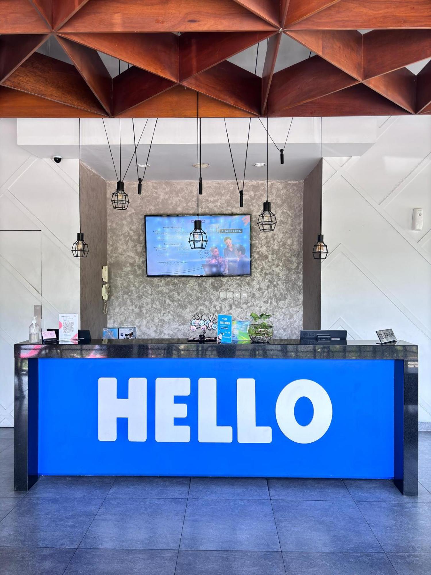 Cleo Hotel Jemursari Surabaia Exterior foto