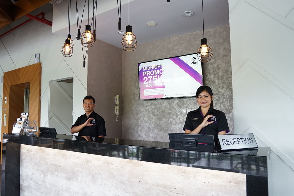 Cleo Hotel Jemursari Surabaia Exterior foto